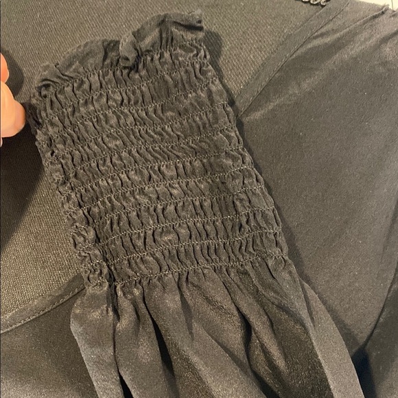 Primrose Blouse Silk Elegant Scoop Neck Smocked Cuff and Hem Black Size Medium - Picture 14 of 16